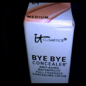 "IT" BYE BYE Concealer  shade medium
